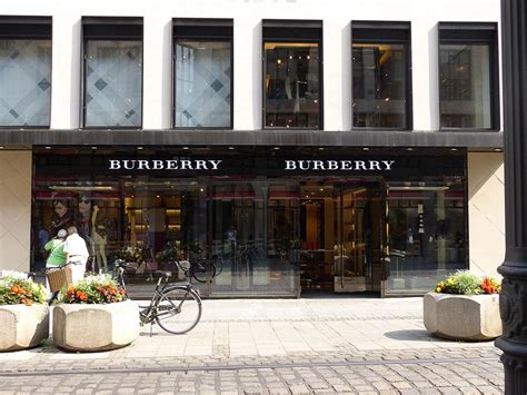 burberry münchen perusastr|Burberry, Perusastrasse Munich München, Bayern .